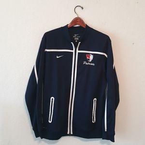Nike dri-fit large NFL Patriots jacket